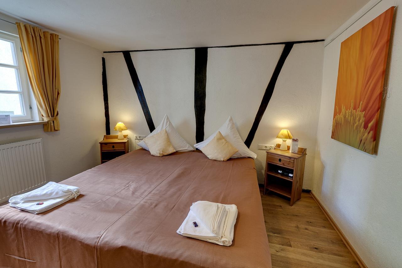 Hotel Kleine Radlerherberge Möckmühl エクステリア 写真