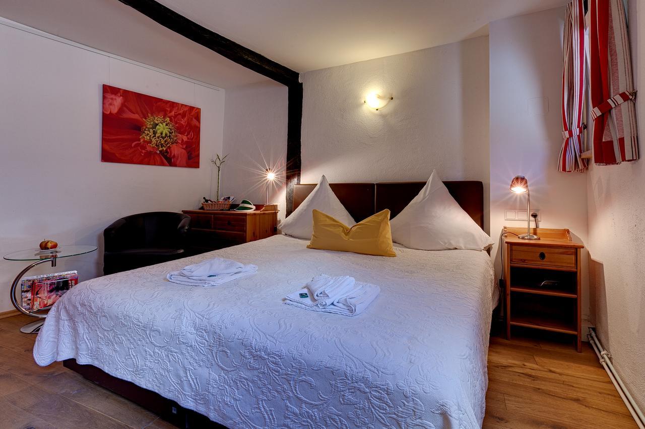 Hotel Kleine Radlerherberge Möckmühl エクステリア 写真