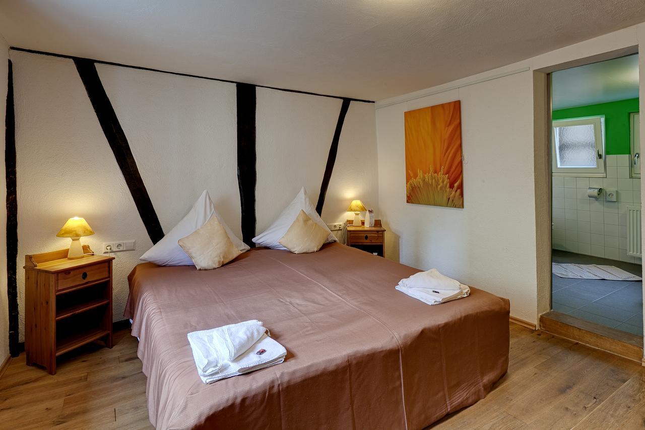 Hotel Kleine Radlerherberge Möckmühl エクステリア 写真
